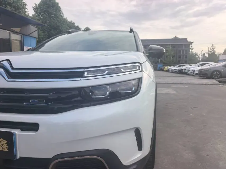 2019 Citroen C5 Aircross 1.6T 170HP L4 6AT,autocango,china used car exporter,china ev exporter,chinese used car exporter,chinese used ev exporter