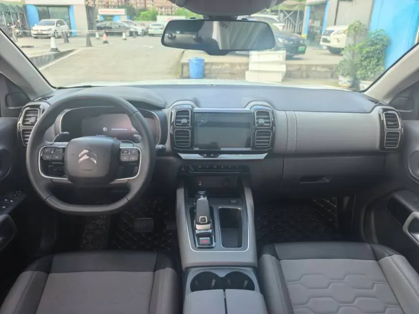 2019 Citroen C5 Aircross 1.6T 170HP L4 6AT,autocango,china used car exporter,china ev exporter,chinese used car exporter,chinese used ev exporter