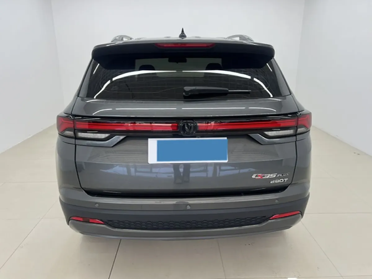 2023 ChangAn CS35 Plus 1.4T 160HP L4 7DCT,autocango,china used car exporter,china ev exporter,chinese used car exporter,chinese used ev exporter