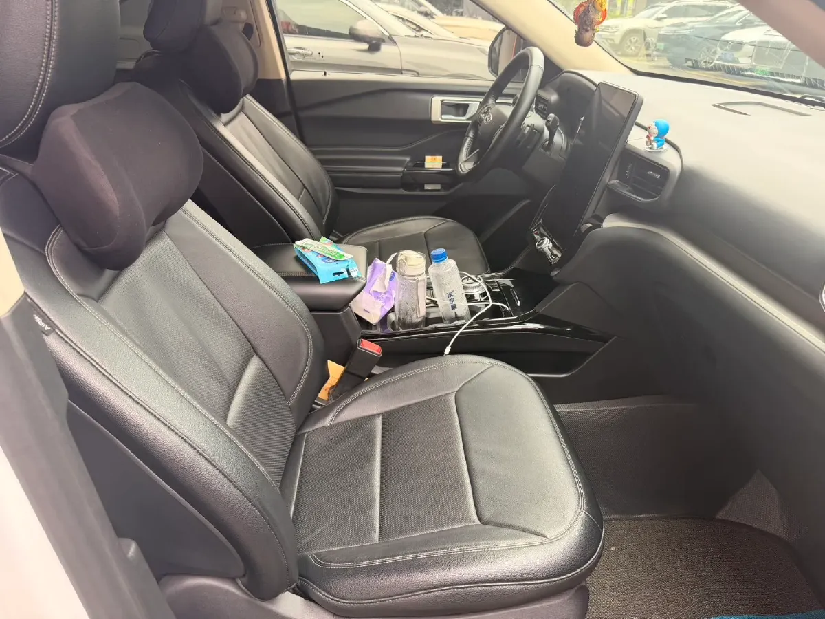 2022 Cadillac CT5 2.0T 237HP L4 10AT,autocango,china used car exporter,china ev exporter,chinese used car exporter,chinese used ev exporter