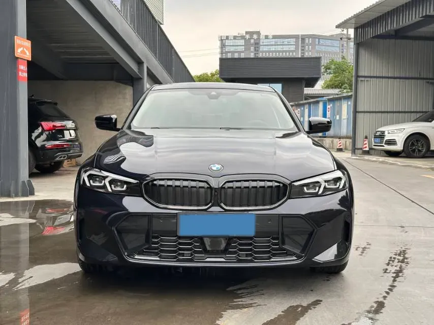 2025 BMW 3 Series 2.0T 245HP L4 8AT,autocango,china used car exporter,china ev exporter,chinese used car exporter,chinese used ev exporter