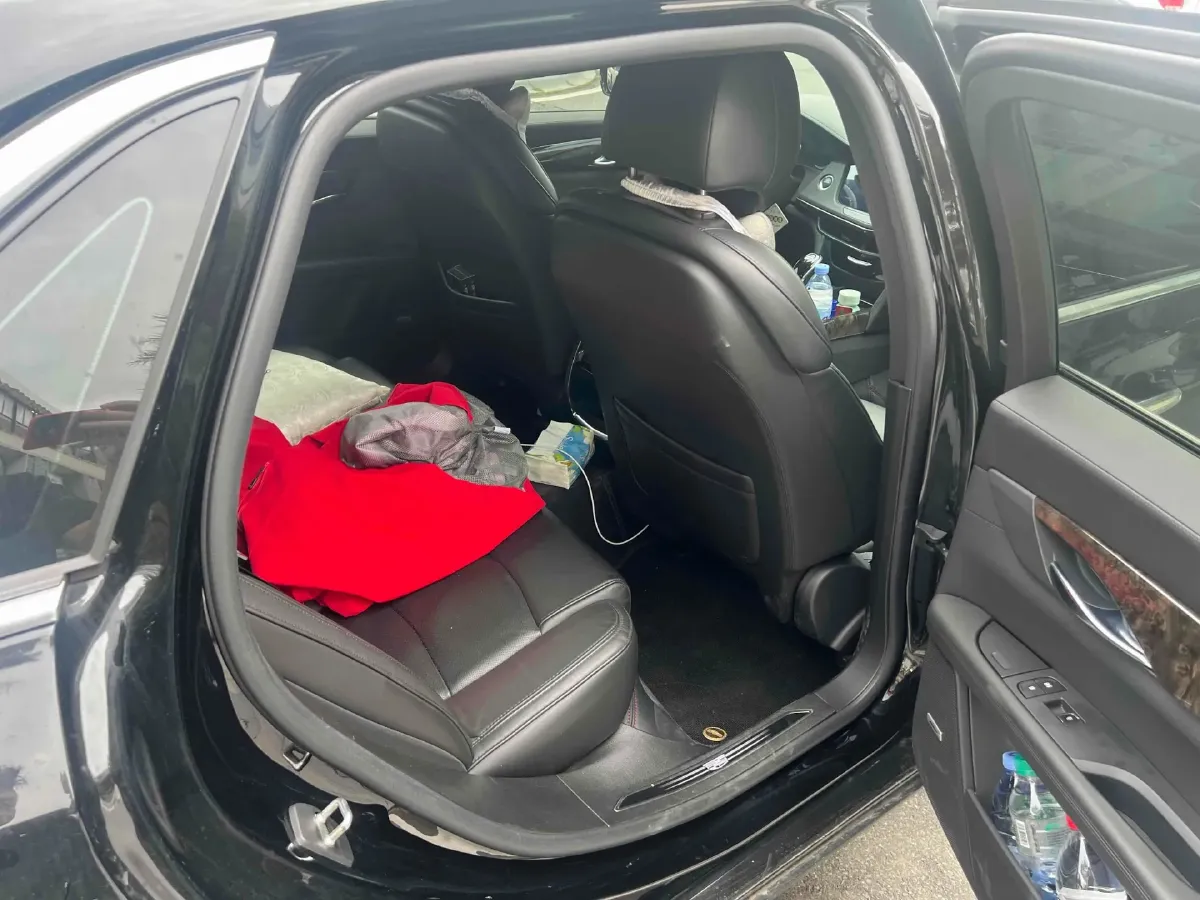 2022 Cadillac CT6 2.0T 237HP L4 10AT,autocango,china used car exporter,china ev exporter,chinese used car exporter,chinese used ev exporter