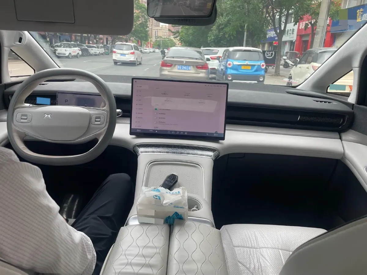 2024 Xpeng X9 BEV 101.5KWH,autocango,china used car exporter,china ev exporter,chinese used car exporter,chinese used ev exporter