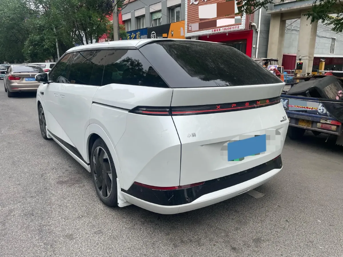 2024 Xpeng X9 BEV 101.5KWH,autocango,china used car exporter,china ev exporter,chinese used car exporter,chinese used ev exporter