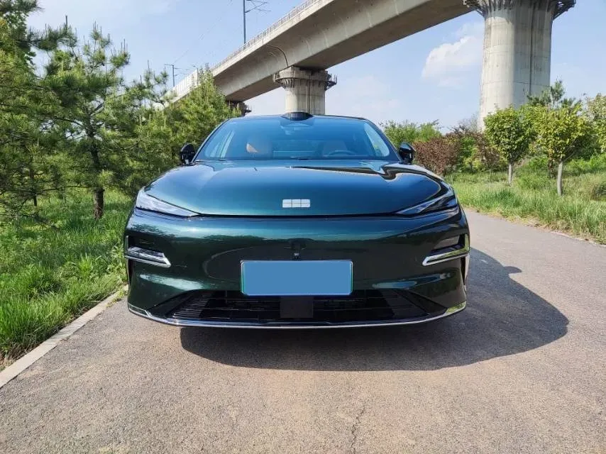 2025 Geely Galaxy Starshine 8 1.5T 163HP L4 3DHT PHEV 27.69KWH,autocango,china used car exporter,china ev exporter,chinese used car exporter,chinese used ev exporter