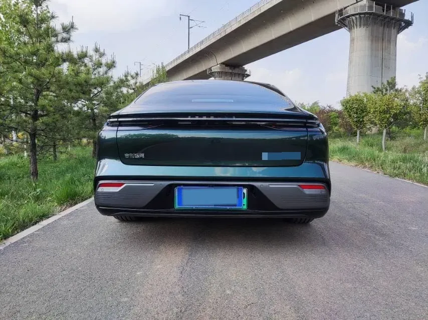 2025 Geely Galaxy Starshine 8 1.5T 163HP L4 3DHT PHEV 27.69KWH,autocango,china used car exporter,china ev exporter,chinese used car exporter,chinese used ev exporter