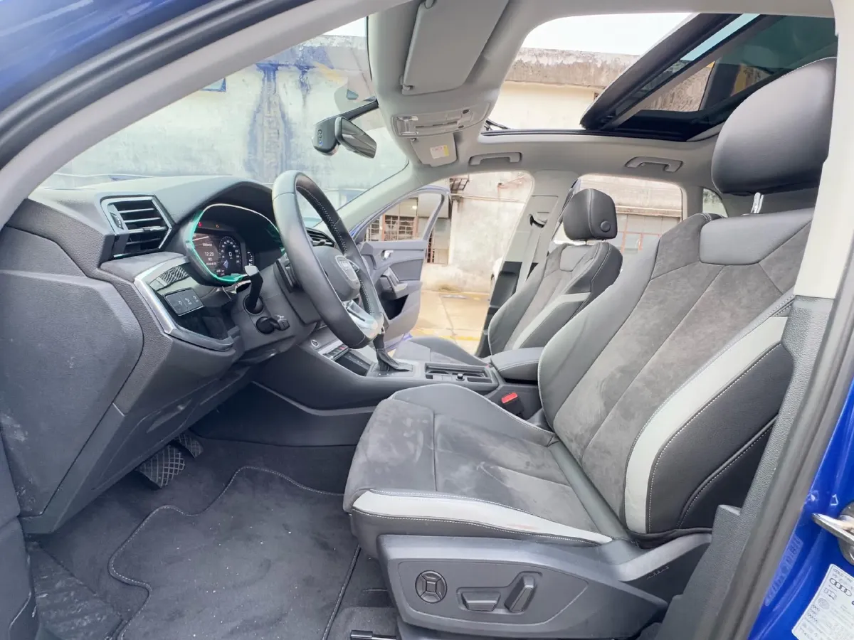 2022 Audi Q3 1.4T 150HP L4 7DCT,autocango,china used car exporter,china ev exporter,chinese used car exporter,chinese used ev exporter