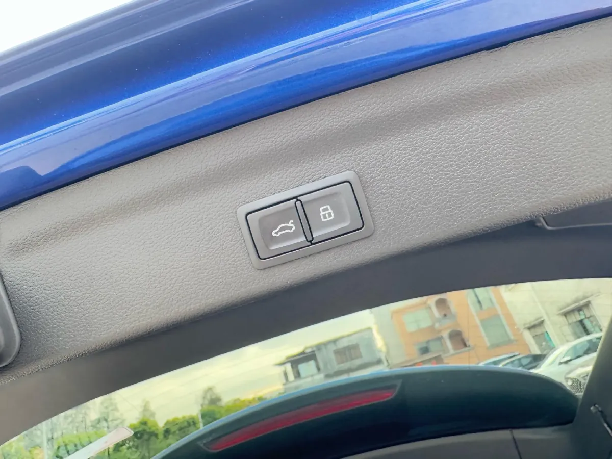 2022 Audi Q3 1.4T 150HP L4 7DCT,autocango,china used car exporter,china ev exporter,chinese used car exporter,chinese used ev exporter