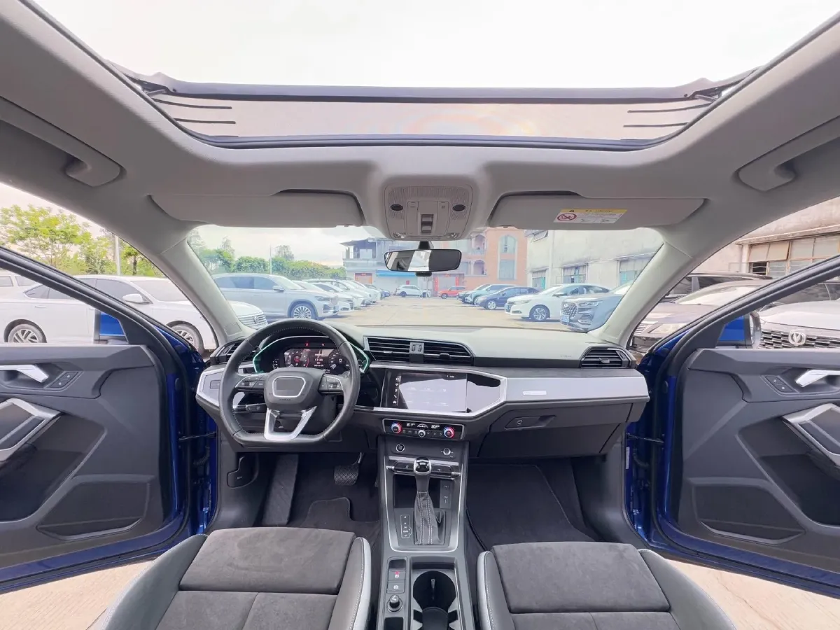 2022 Audi Q3 1.4T 150HP L4 7DCT,autocango,china used car exporter,china ev exporter,chinese used car exporter,chinese used ev exporter