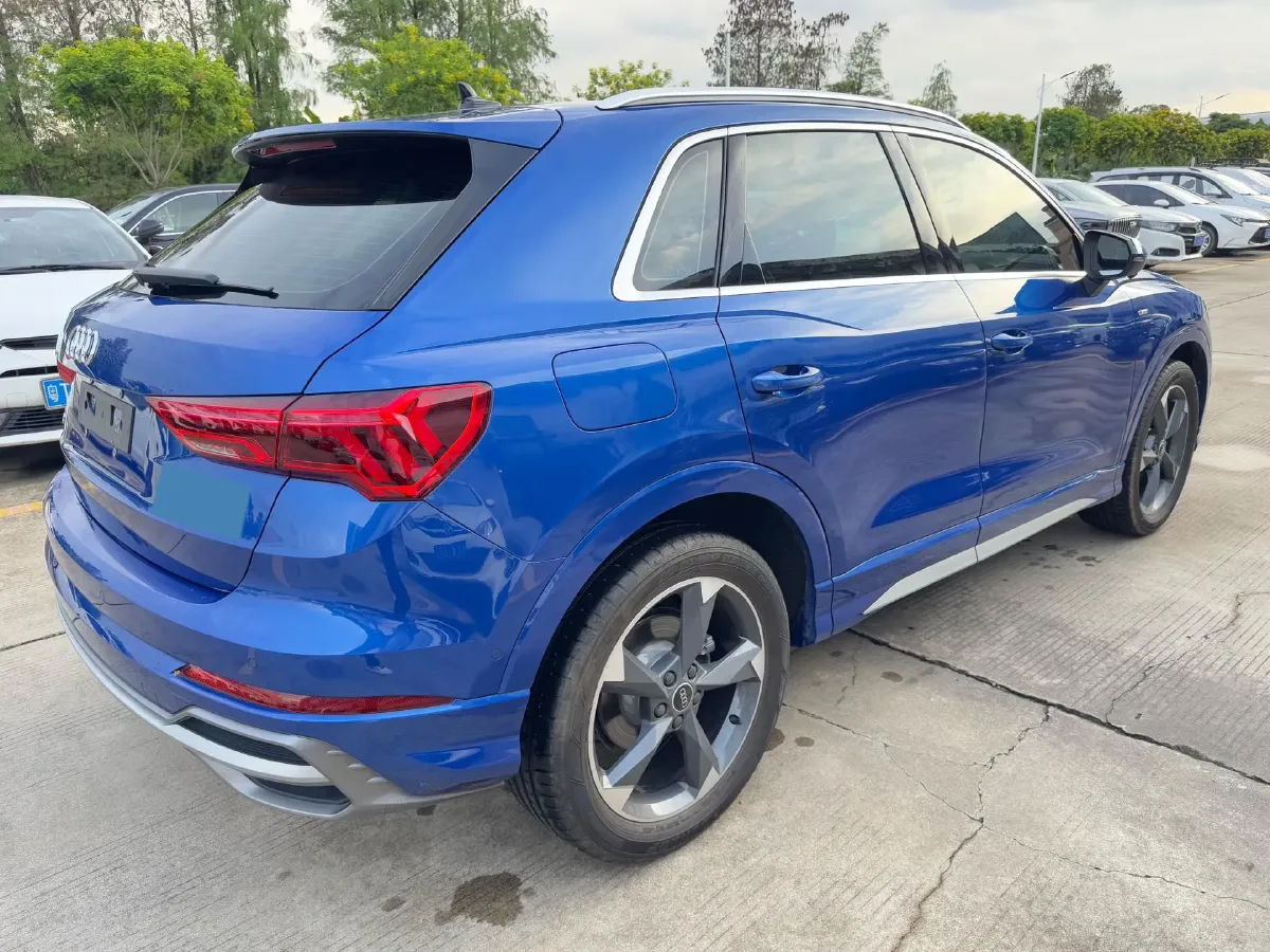 2022 Audi Q3 1.4T 150HP L4 7DCT,autocango,china used car exporter,china ev exporter,chinese used car exporter,chinese used ev exporter