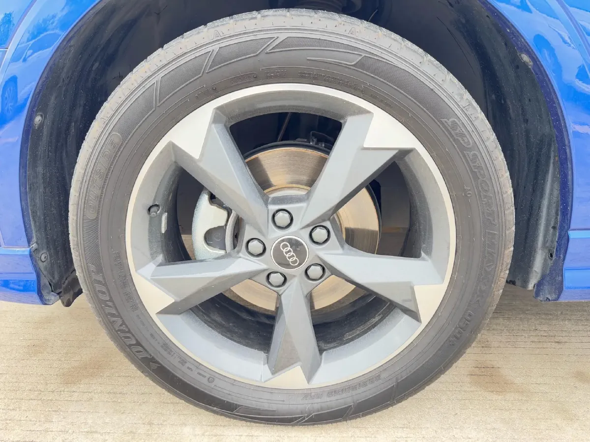 2022 Audi Q3 1.4T 150HP L4 7DCT,autocango,china used car exporter,china ev exporter,chinese used car exporter,chinese used ev exporter