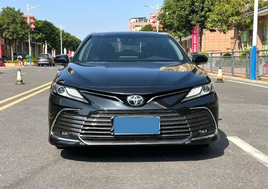 2021 Toyota Camry 2.5L 209HP L4 8AT,autocango,china used car exporter,china ev exporter,chinese used car exporter,chinese used ev exporter