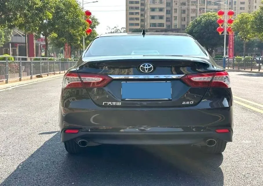 2021 Toyota Camry 2.5L 209HP L4 8AT,autocango,china used car exporter,china ev exporter,chinese used car exporter,chinese used ev exporter