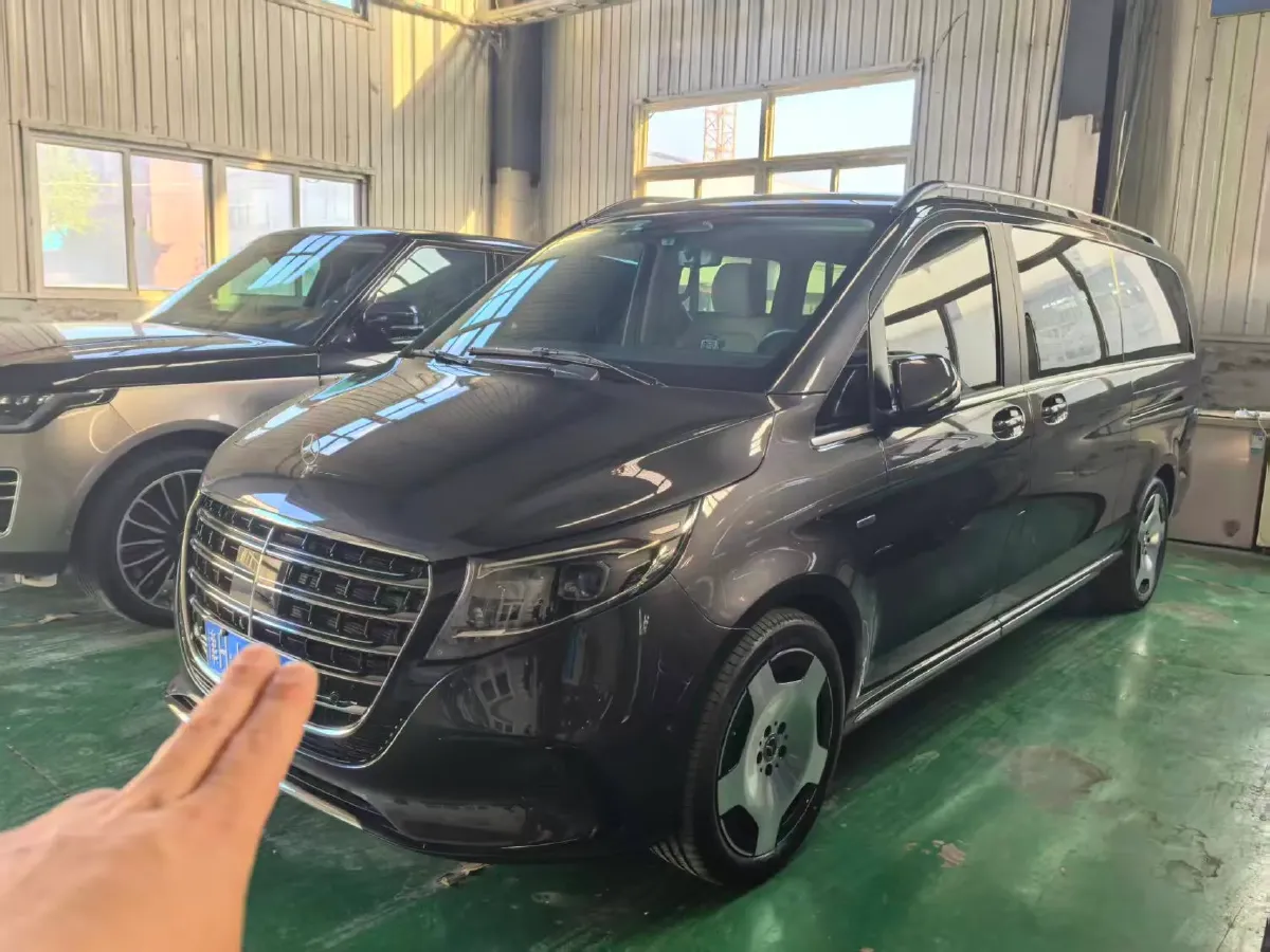 2024 Mercedes-Benz V Class 2.0T 231HP L4 9AT,autocango,china used car exporter,china ev exporter,chinese used car exporter,chinese used ev exporter