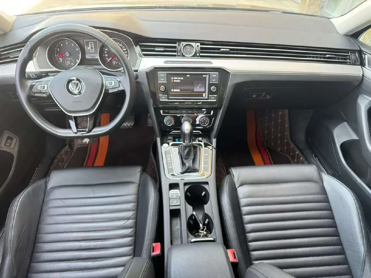 2018 Volkswagen Magotan 1.8T 180HP L4 7DCT,autocango,china used car exporter,china ev exporter,chinese used car exporter,chinese used ev exporter