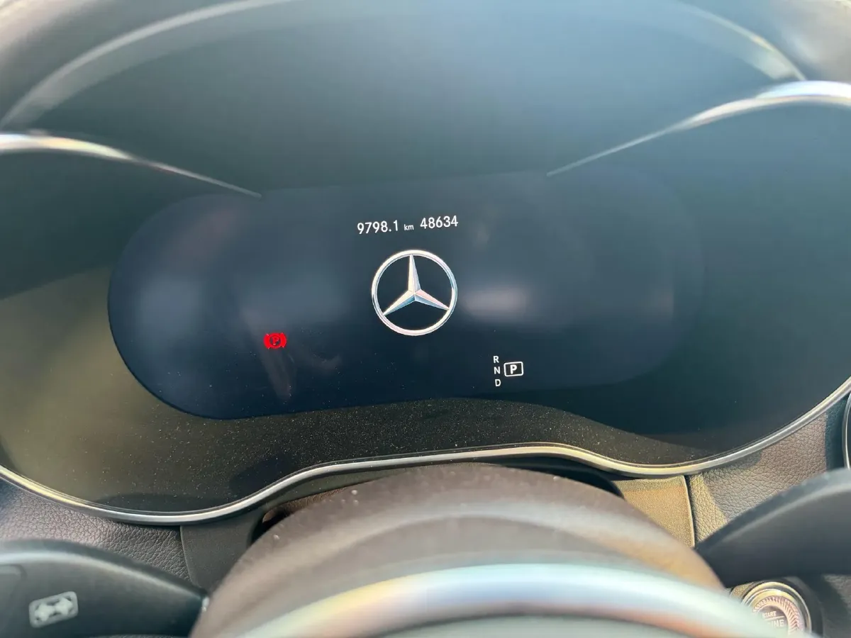 2021 Mercedes-Benz GLC Class 2.0T 197HP L4 9AT,autocango,china used car exporter,china ev exporter,chinese used car exporter,chinese used ev exporter