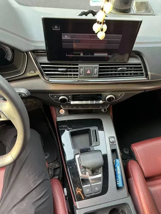 2023 Audi Q5L 2.0T 190HP L4 7DCT,autocango,china used car exporter,china ev exporter,chinese used car exporter,chinese used ev exporter