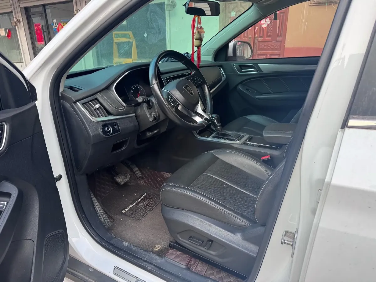 2019 Roewe i6 1.5T 169HP L4 7DCT,autocango,china used car exporter,china ev exporter,chinese used car exporter,chinese used ev exporter