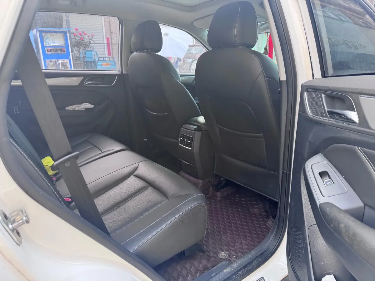 2019 Roewe i6 1.5T 169HP L4 7DCT,autocango,china used car exporter,china ev exporter,chinese used car exporter,chinese used ev exporter