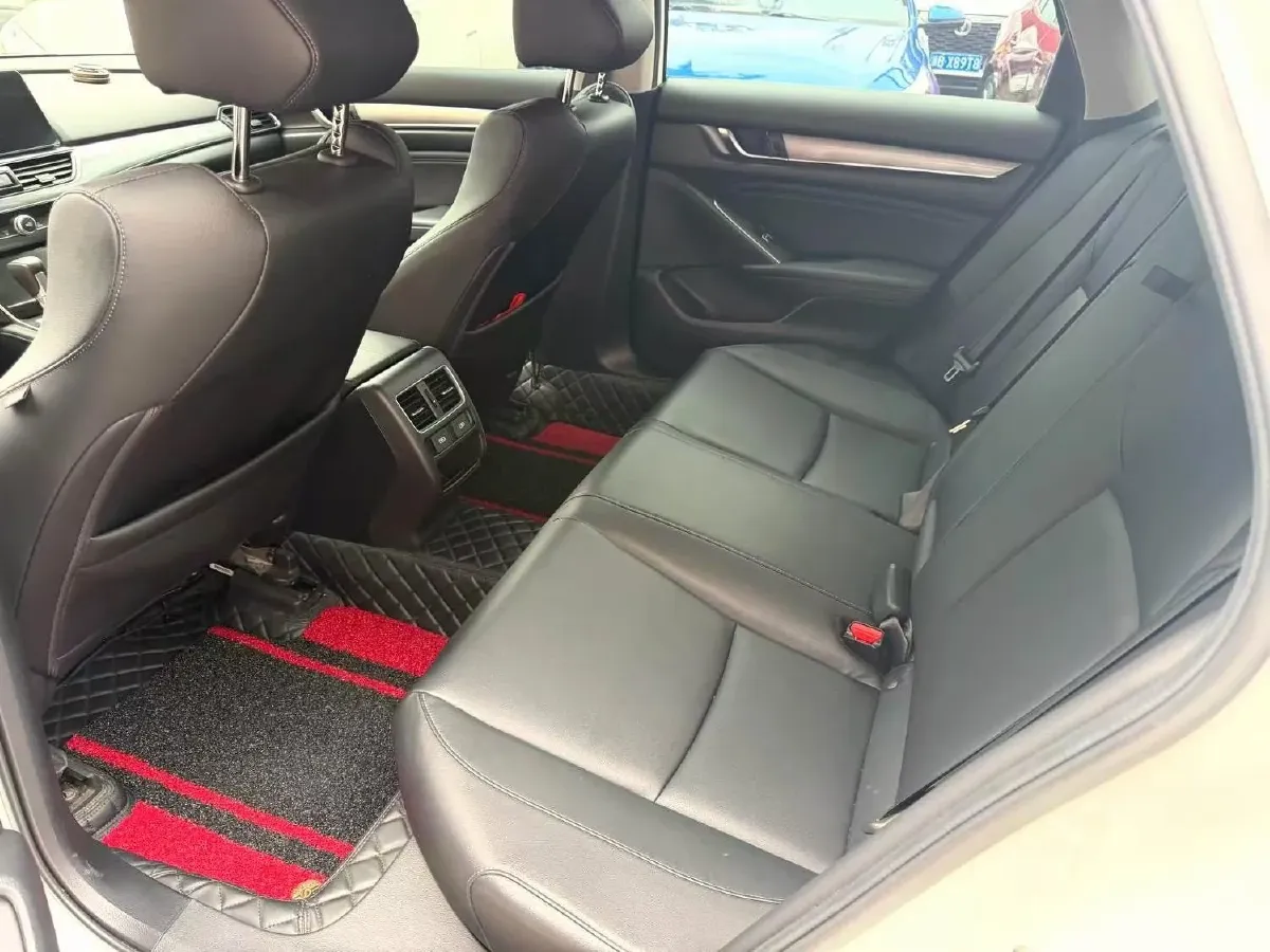 2022 Honda Accord 1.5T 194HP L4 CVT,autocango,china used car exporter,china ev exporter,chinese used car exporter,chinese used ev exporter