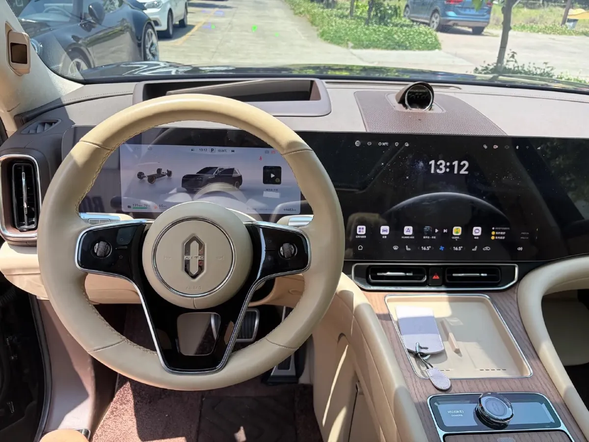 2024 HIMA AITO M9 1.5T 152HP L4 REEV 52KWH,autocango,china used car exporter,china ev exporter,chinese used car exporter,chinese used ev exporter