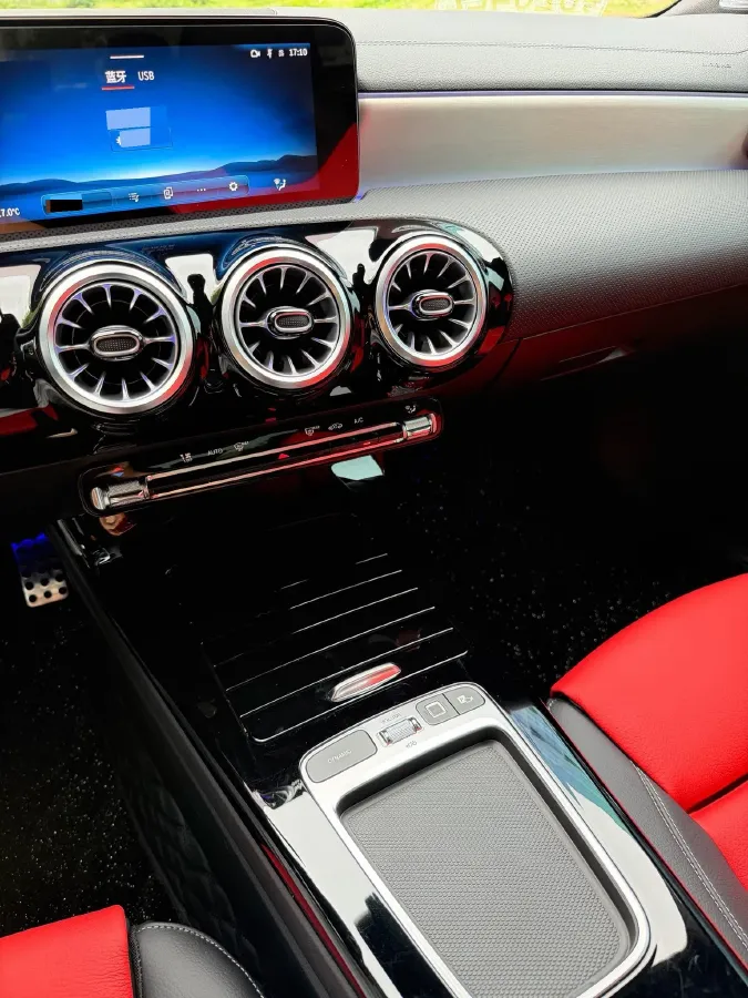 2025 Mercedes-Benz CLA AMG 2.0T 306HP L4 8DCT,autocango,china used car exporter,china ev exporter,chinese used car exporter,chinese used ev exporter