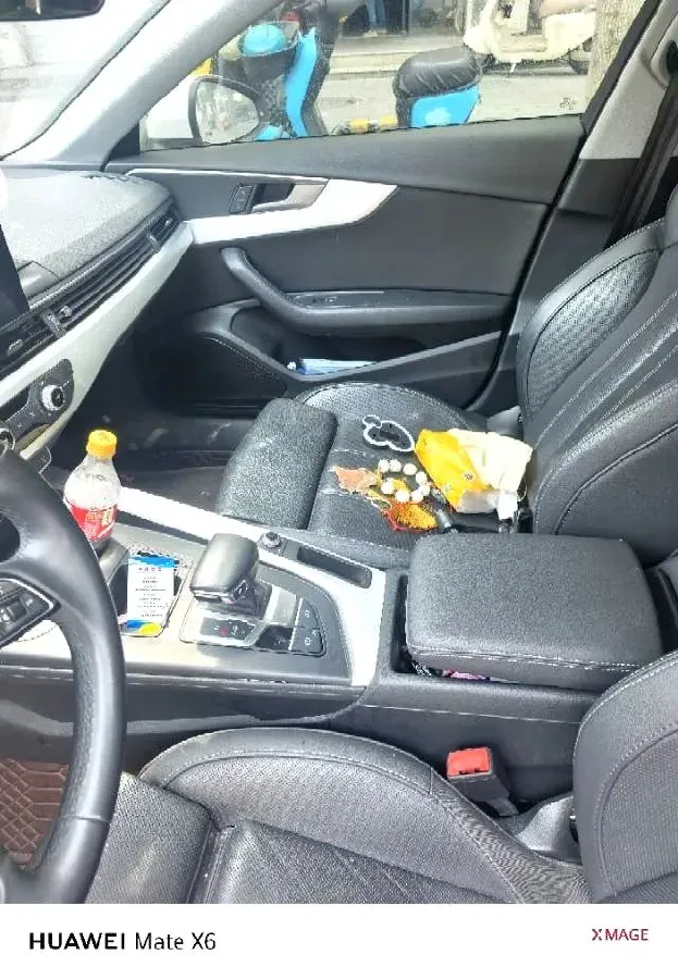 2023 Audi A4L 2.0T 190HP L4 7DCT,autocango,china used car exporter,china ev exporter,chinese used car exporter,chinese used ev exporter