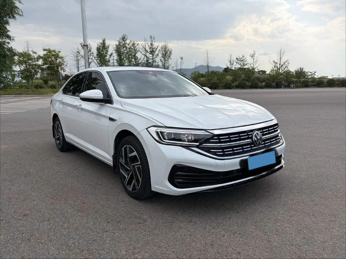 2023 Volkswagen Sagitar 1.5T 160HP L4 7DCT,autocango,china used car exporter,china ev exporter,chinese used car exporter,chinese used ev exporter