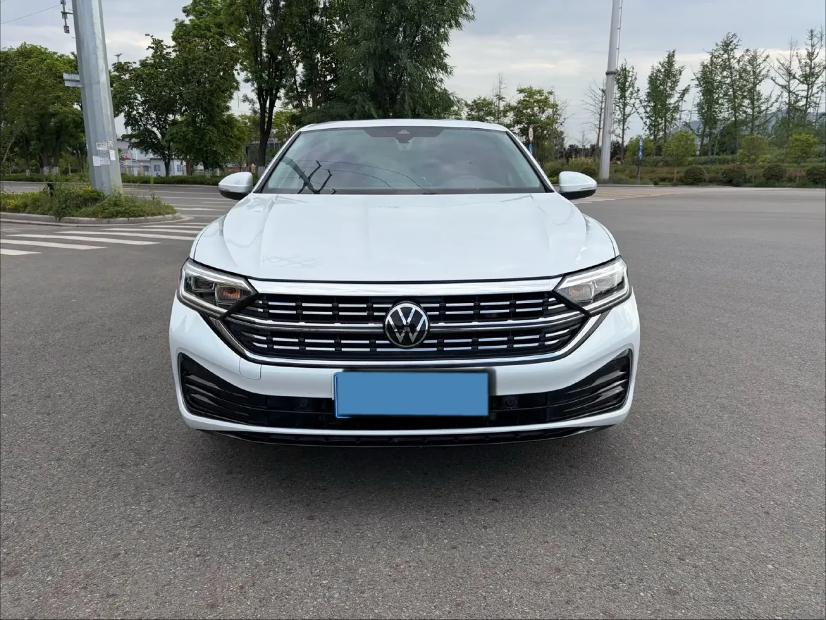 2023 Volkswagen Sagitar 1.5T 160HP L4 7DCT,autocango,china used car exporter,china ev exporter,chinese used car exporter,chinese used ev exporter