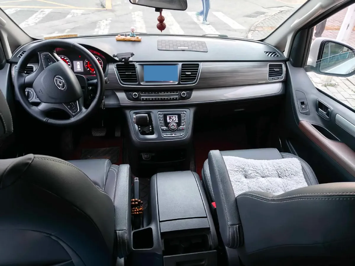 2018 MAXUS G10 2.0T 224HP L4 6AT,autocango,china used car exporter,china ev exporter,chinese used car exporter,chinese used ev exporter