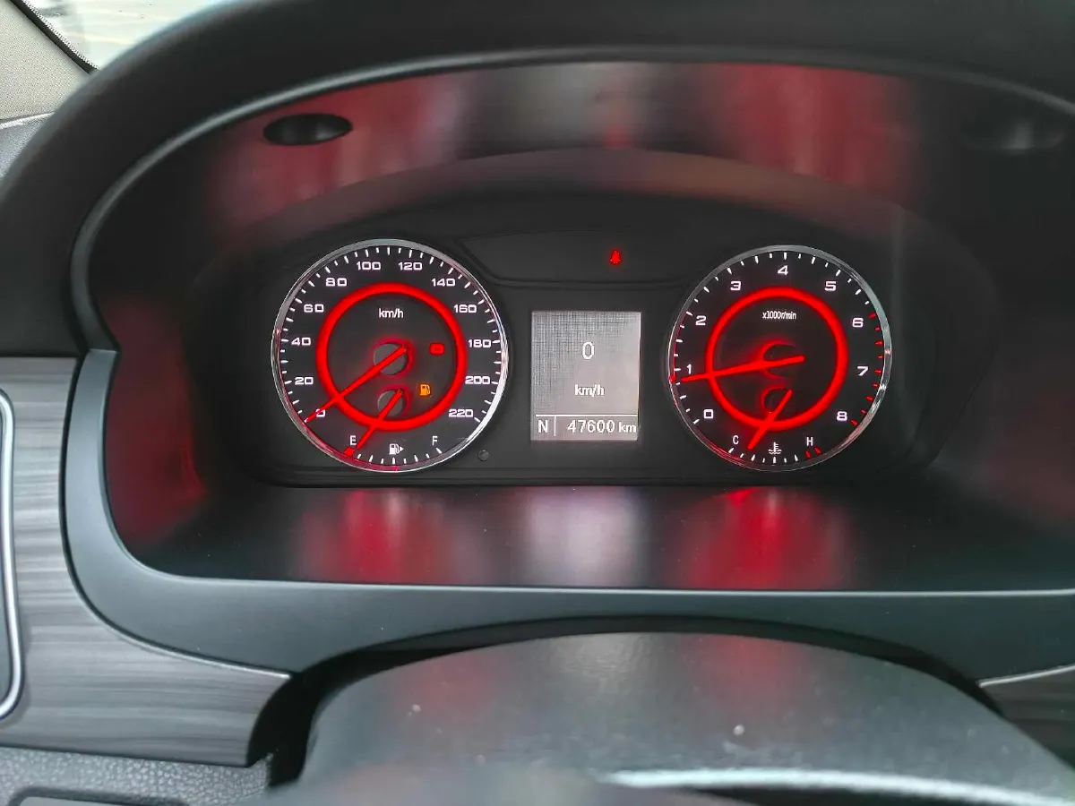 2018 MAXUS G10 2.0T 224HP L4 6AT,autocango,china used car exporter,china ev exporter,chinese used car exporter,chinese used ev exporter