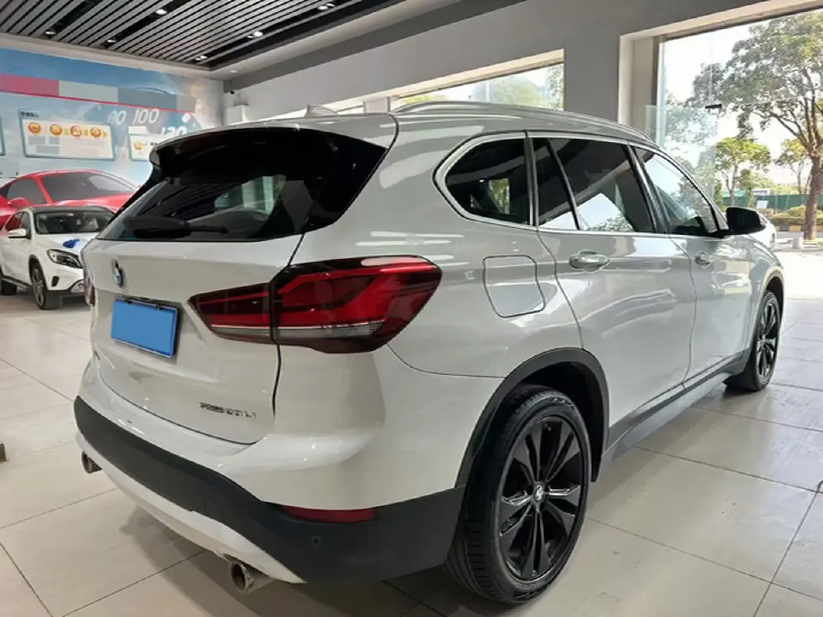 2020 BMW X1 1.5T 140HP L3 7DCT,autocango,china used car exporter,china ev exporter,chinese used car exporter,chinese used ev exporter