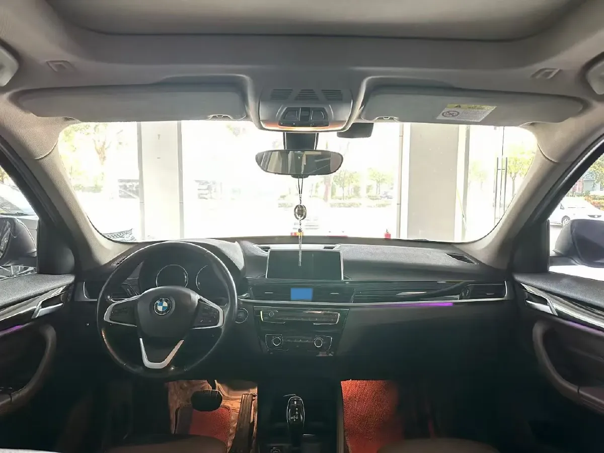 2020 BMW X1 1.5T 140HP L3 7DCT,autocango,china used car exporter,china ev exporter,chinese used car exporter,chinese used ev exporter