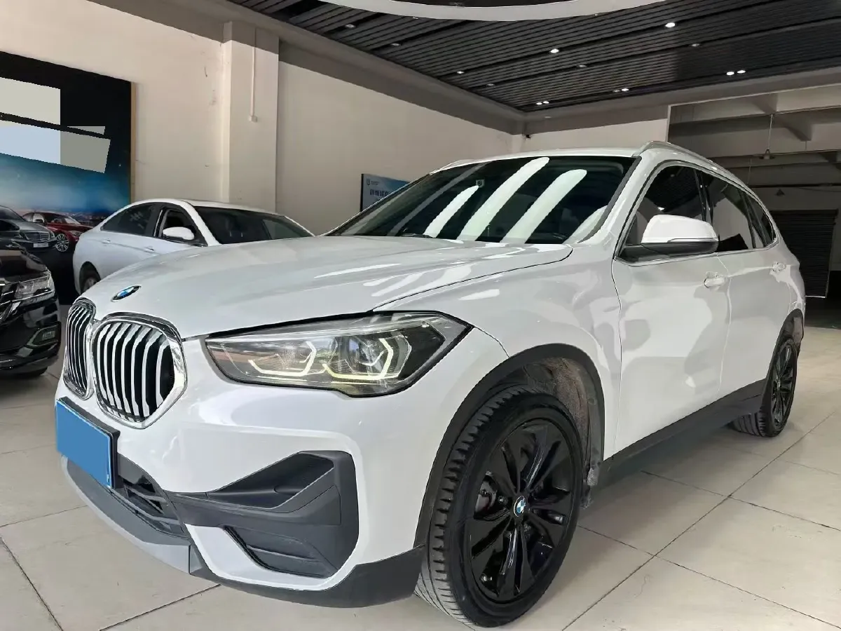 2020 BMW X1 1.5T 140HP L3 7DCT,autocango,china used car exporter,china ev exporter,chinese used car exporter,chinese used ev exporter