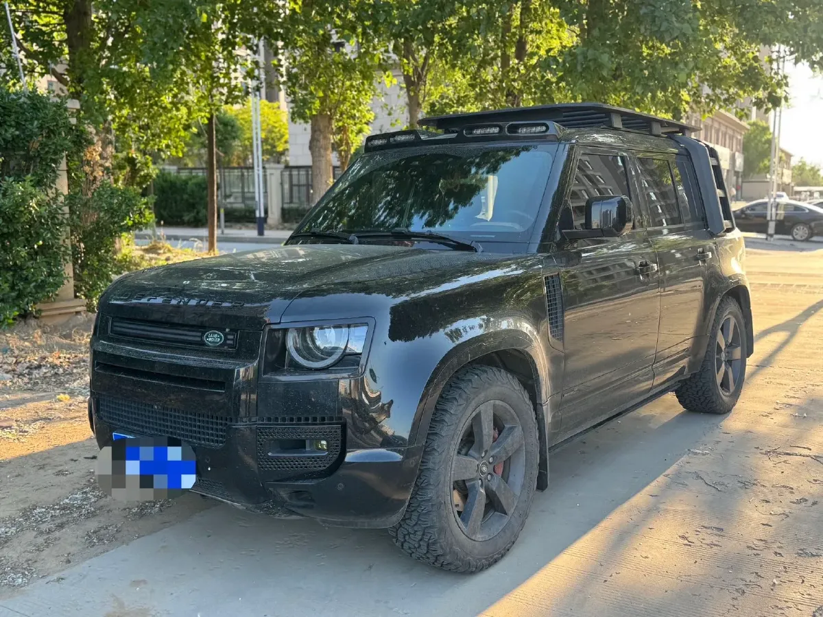 2023 Land Rover Defender 3.0T 400HP L6 8AT,autocango,china used car exporter,china ev exporter,chinese used car exporter,chinese used ev exporter