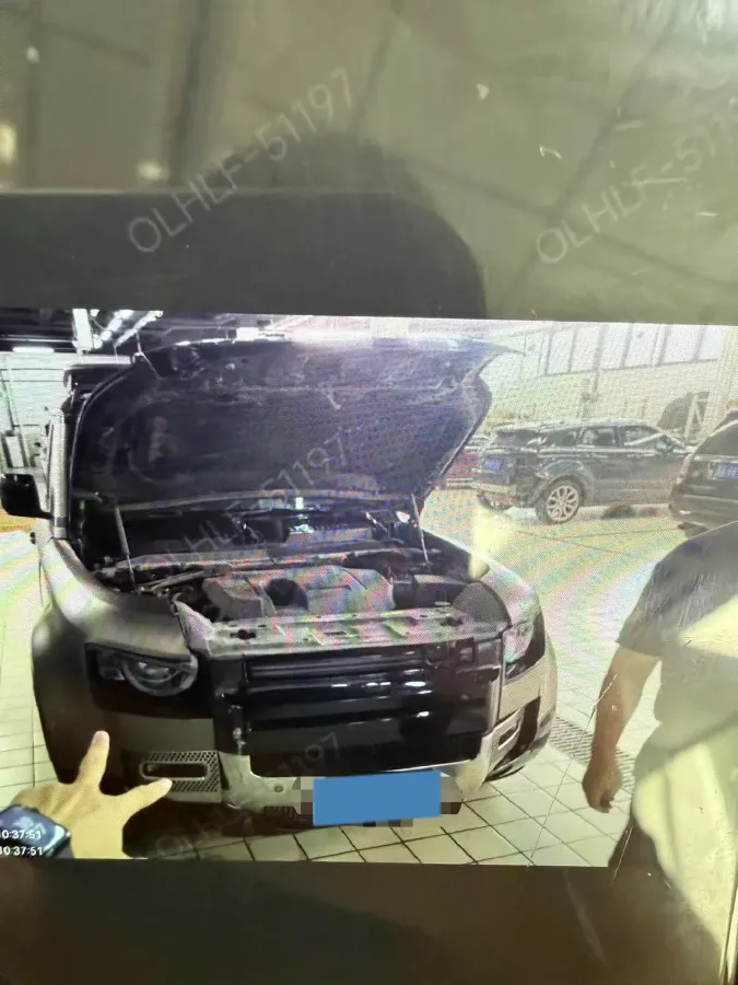 2023 Land Rover Defender 3.0T 400HP L6 8AT,autocango,china used car exporter,china ev exporter,chinese used car exporter,chinese used ev exporter