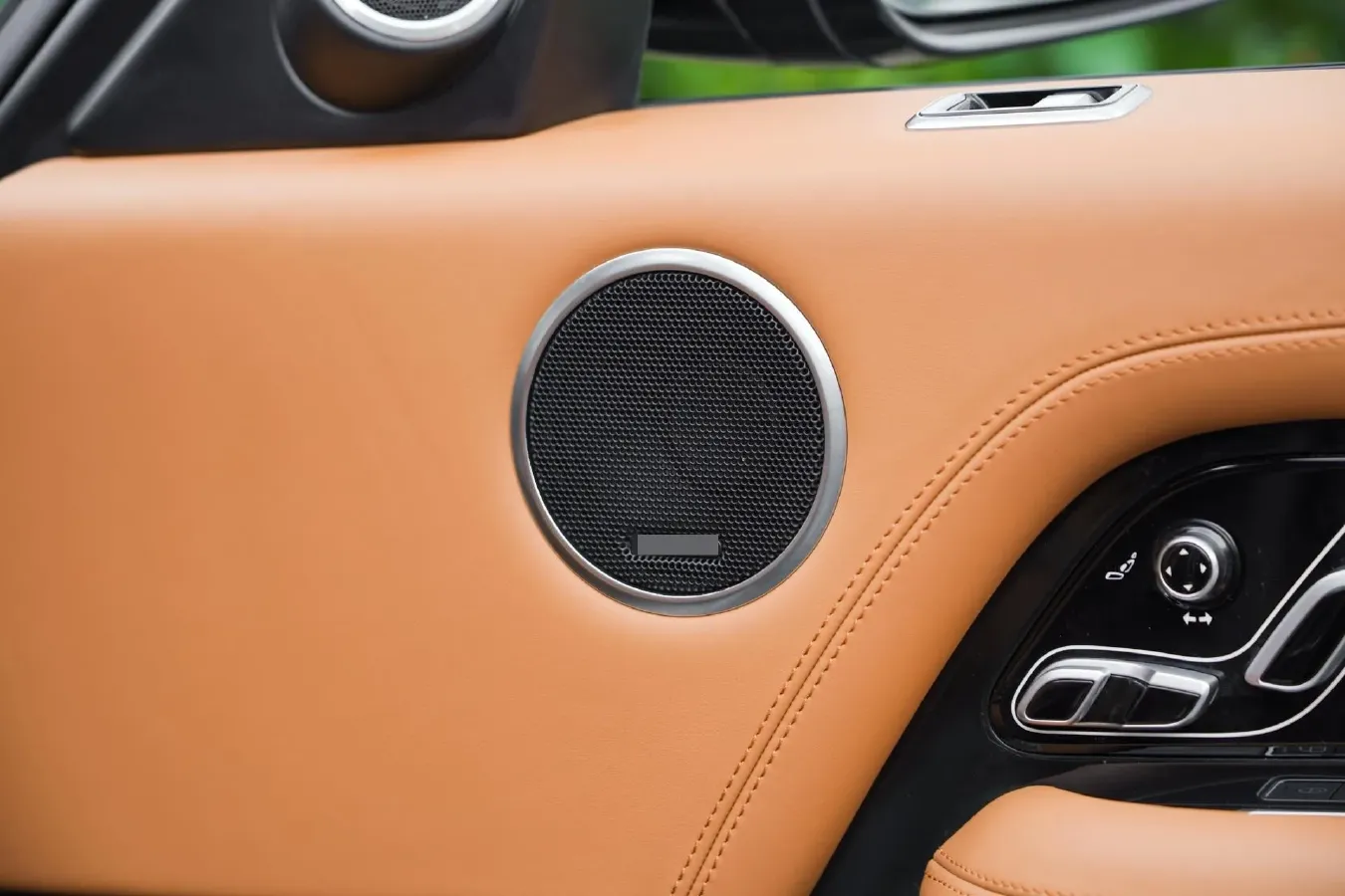 2021 Land Rover Range Rover 3.0T 400HP L6 8AT,autocango,china used car exporter,china ev exporter,chinese used car exporter,chinese used ev exporter