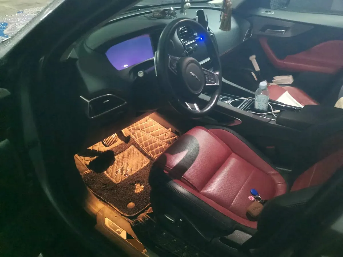 2020 Jaguar F-PACE 2.0T 250HP L4 8AT,autocango,china used car exporter,china ev exporter,chinese used car exporter,chinese used ev exporter