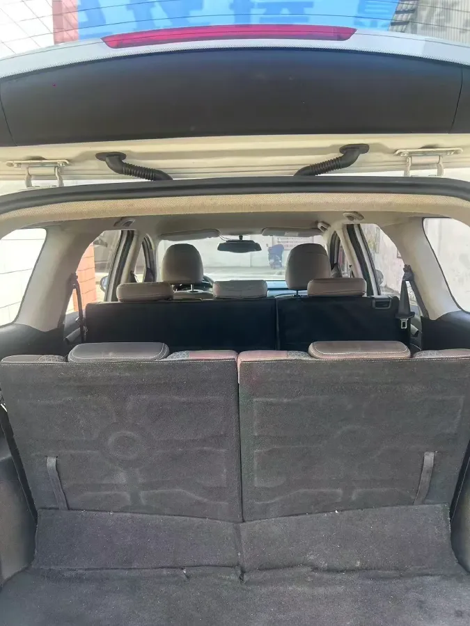 2019 BaoJun 730 1.5T 151HP L4 CVT,autocango,china used car exporter,china ev exporter,chinese used car exporter,chinese used ev exporter