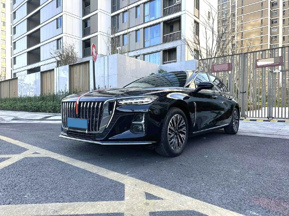 2024 HongQi H5 1.5T 169HP L4 1DHT Hybrid,autocango,china used car exporter,china ev exporter,chinese used car exporter,chinese used ev exporter