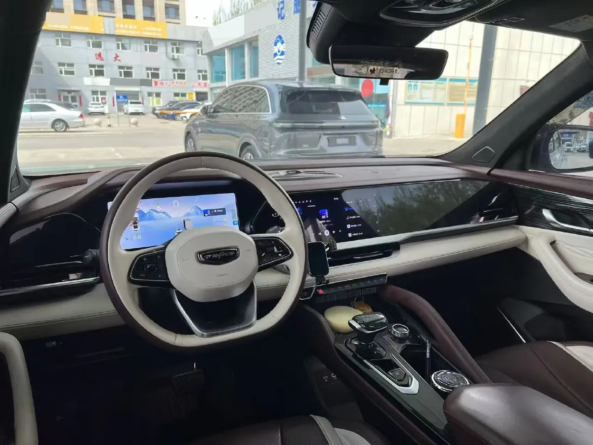 2021 Geely Monjaro 2.0T 218HP L4 7DCT,autocango,china used car exporter,china ev exporter,chinese used car exporter,chinese used ev exporter