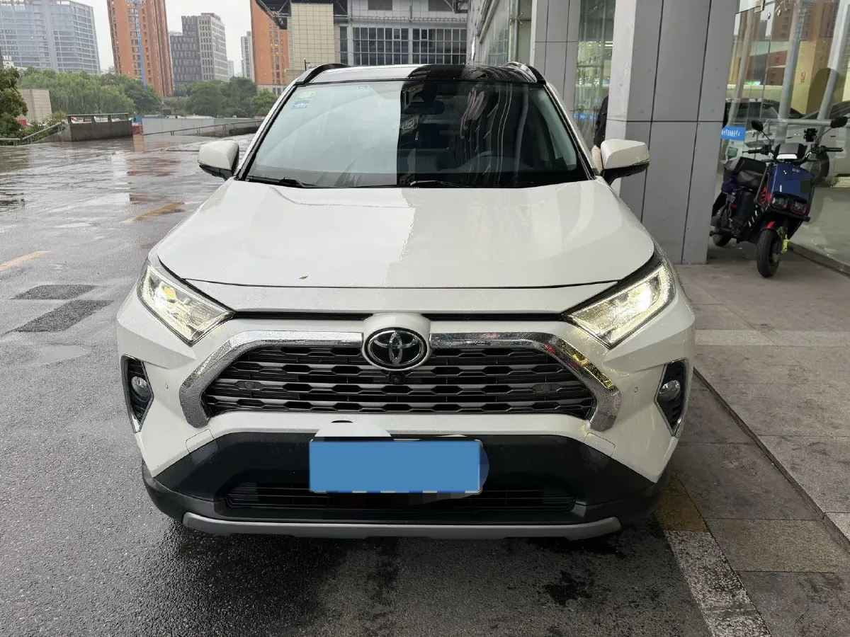 2020 Toyota RAV4 2.0L 171HP L4 CVT,autocango,china used car exporter,china ev exporter,chinese used car exporter,chinese used ev exporter