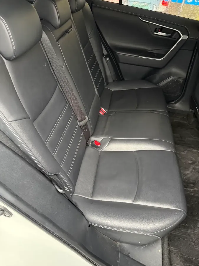 2020 Toyota RAV4 2.0L 171HP L4 CVT,autocango,china used car exporter,china ev exporter,chinese used car exporter,chinese used ev exporter