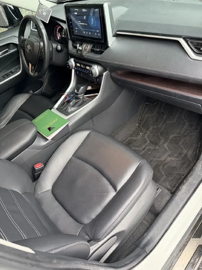 2020 Toyota RAV4 2.0L 171HP L4 CVT,autocango,china used car exporter,china ev exporter,chinese used car exporter,chinese used ev exporter