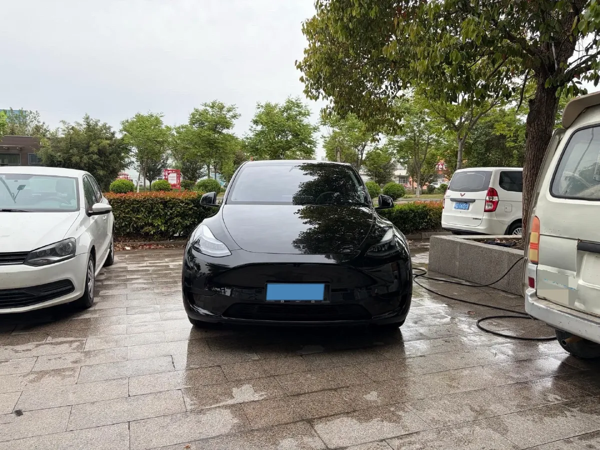 2022 Tesla Model Y BEV 60KWH,autocango,china used car exporter,china ev exporter,chinese used car exporter,chinese used ev exporter