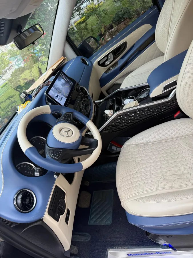 2021 Mercedes-Benz Vito 2.0T 211HP L4 9AT,autocango,china used car exporter,china ev exporter,chinese used car exporter,chinese used ev exporter