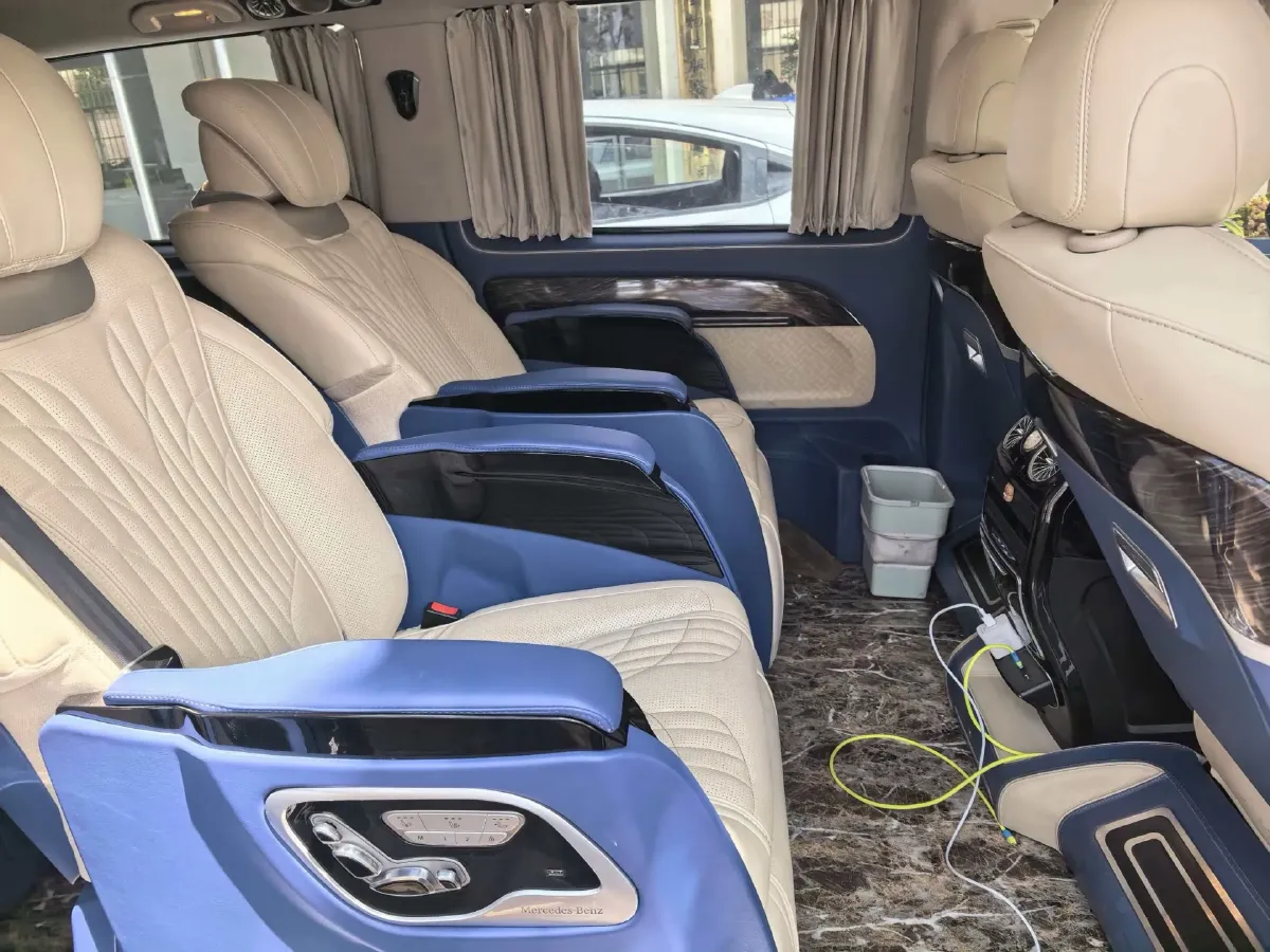 2021 Mercedes-Benz Vito 2.0T 211HP L4 9AT,autocango,china used car exporter,china ev exporter,chinese used car exporter,chinese used ev exporter