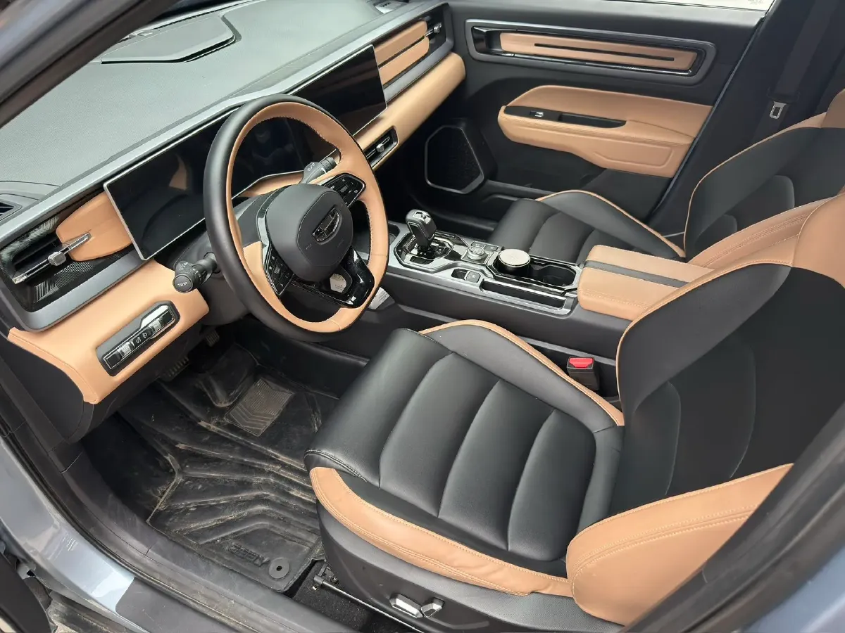 2023 Geely ICON 1.5T 181HP L4 7DCT,autocango,china used car exporter,china ev exporter,chinese used car exporter,chinese used ev exporter