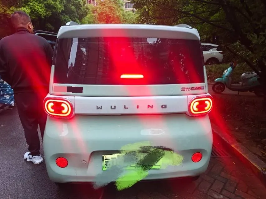 2024 WuLing HongGuang MINI EV BEV 17.3KWH,autocango,china used car exporter,china ev exporter,chinese used car exporter,chinese used ev exporter