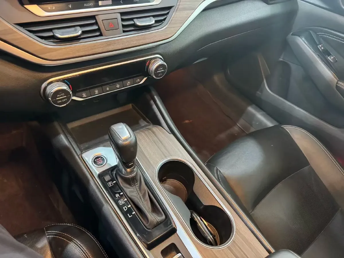 2021 Nissan Teana 2.0L 156HP L4 CVT,autocango,china used car exporter,china ev exporter,chinese used car exporter,chinese used ev exporter